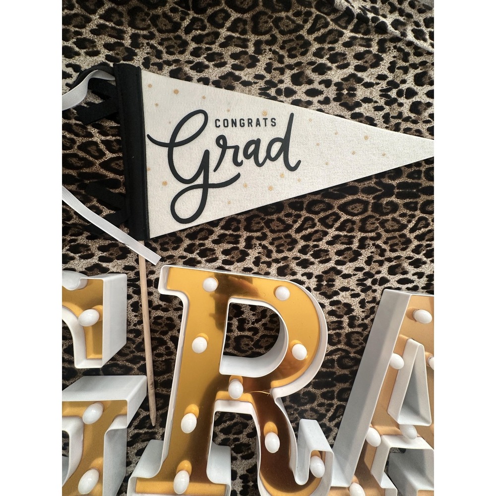 Gold Graduation GRAD Light Up LED Letters Table Decor + Congrats Grad Pennant - Picture 2 of 16